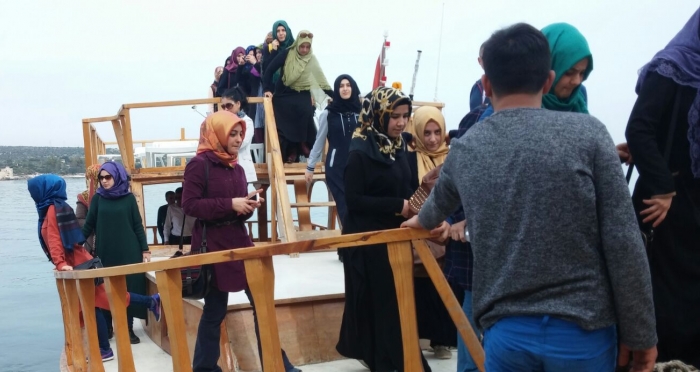 Ensar Vakfı kız yurdu öğrencileri Mersin'de kış kampındalar