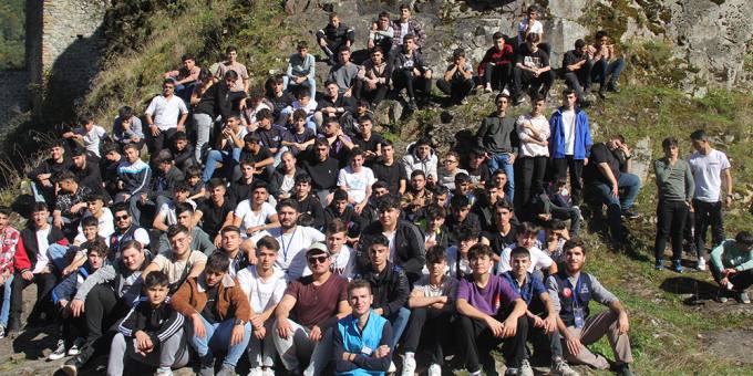 "Asım'ın Nesli" Gençlik Kamplarının dördüncüsü Rize'de yapıldı.