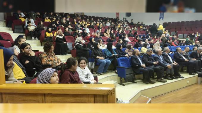 Bahçelievler'de Eğitimde Başarı ve Motivasyon Dolu Bir Dönem Değerlendirme Programı