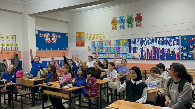 Vakıf Okulu Programı: Kağıthane'de Öğrencilerin Hem Manevi Hem Akademik Gelişimi Gözetiliyor