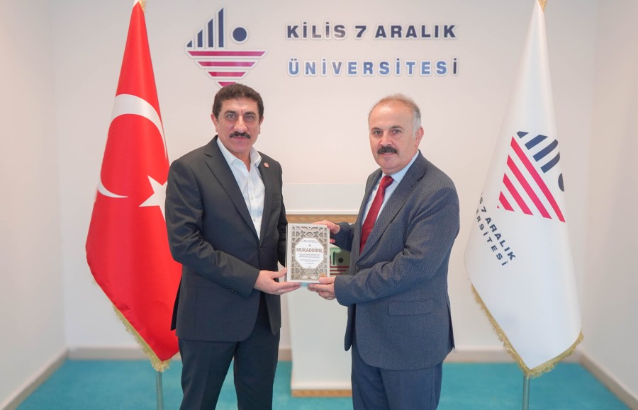 Ensar Vakfı Heyetinden Rektör Akman'a Ziyaret