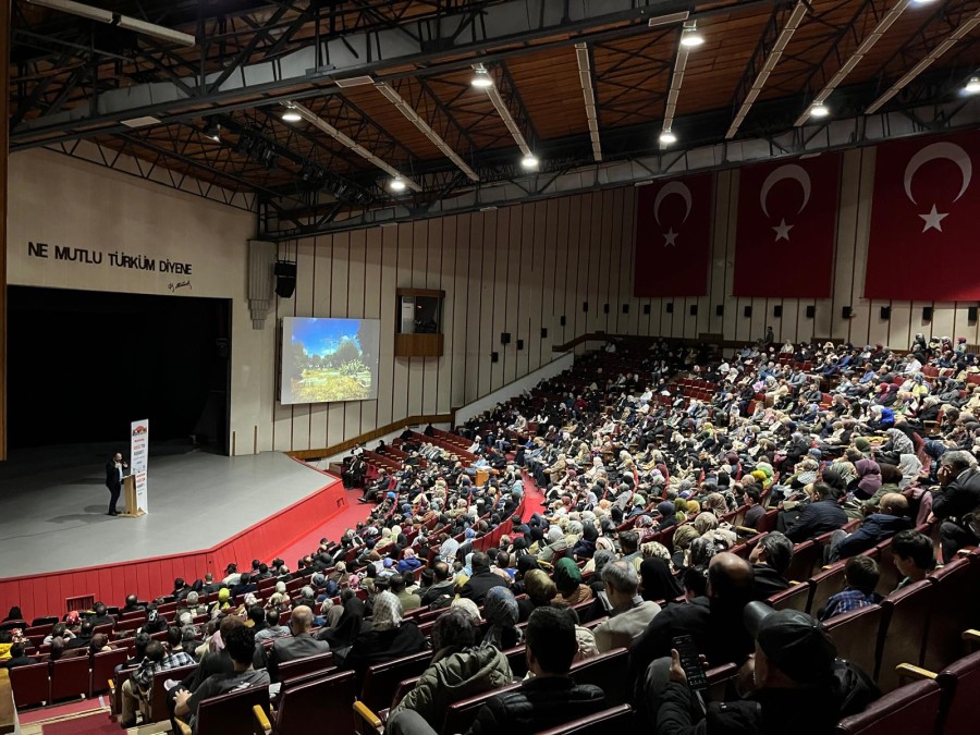 Kudüs'ten Kaşgar'a Eğitim Seminerleri Başladı