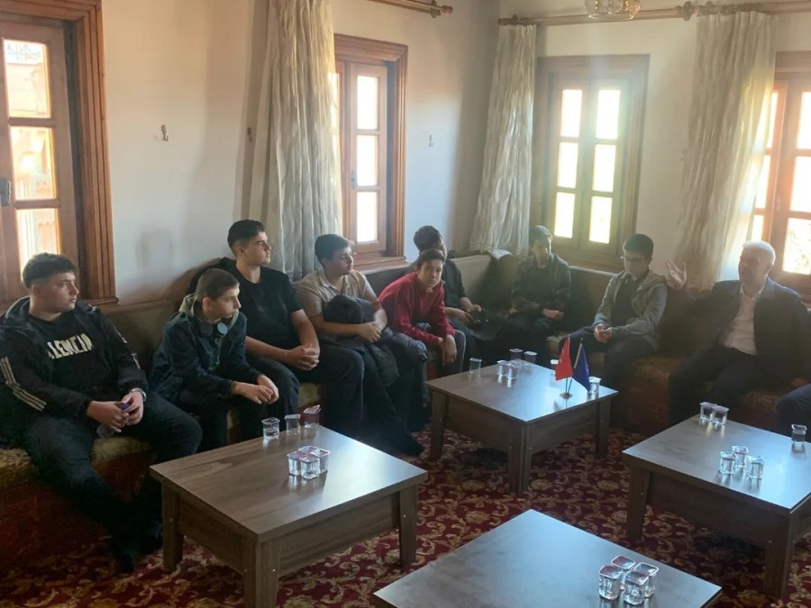 Gönül Sofrasında Buluşan Tecrübeler: Ensar Vakfı Ankara'da Samimi Bir Program