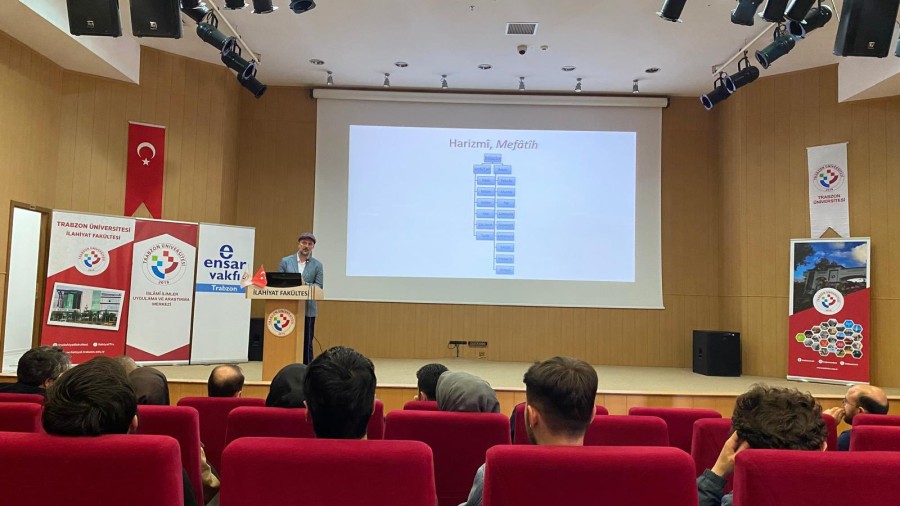 Trabzon'da "İslami İlimler" Konferansı Düzenlendi