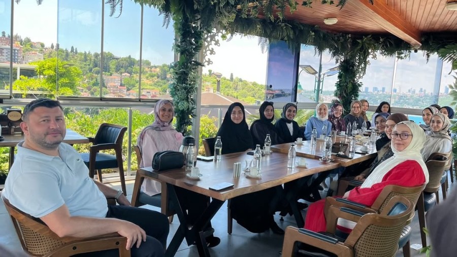 Ensar Vakfı Üsküdar Şubesi Öğrencilerle Kahvaltıda Buluştu