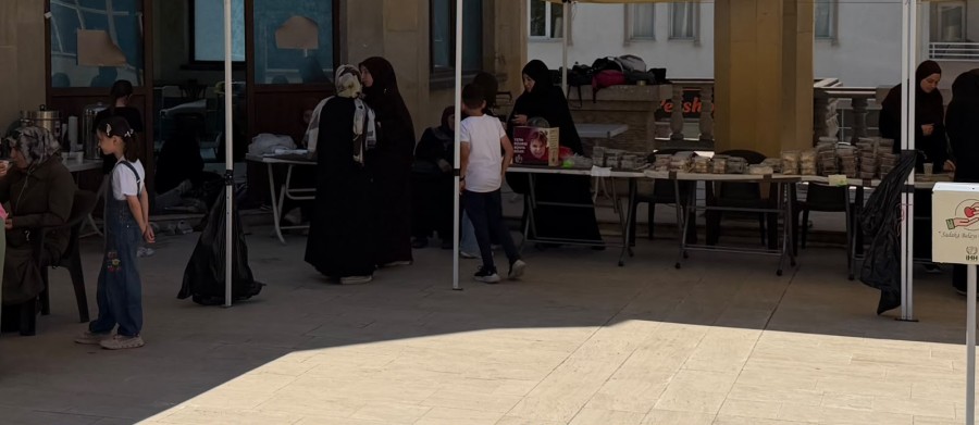 Kırşehir'de Umre Sevinci: 57 Hafız Öğrenci için Hayır Çarşısında Dayanışma