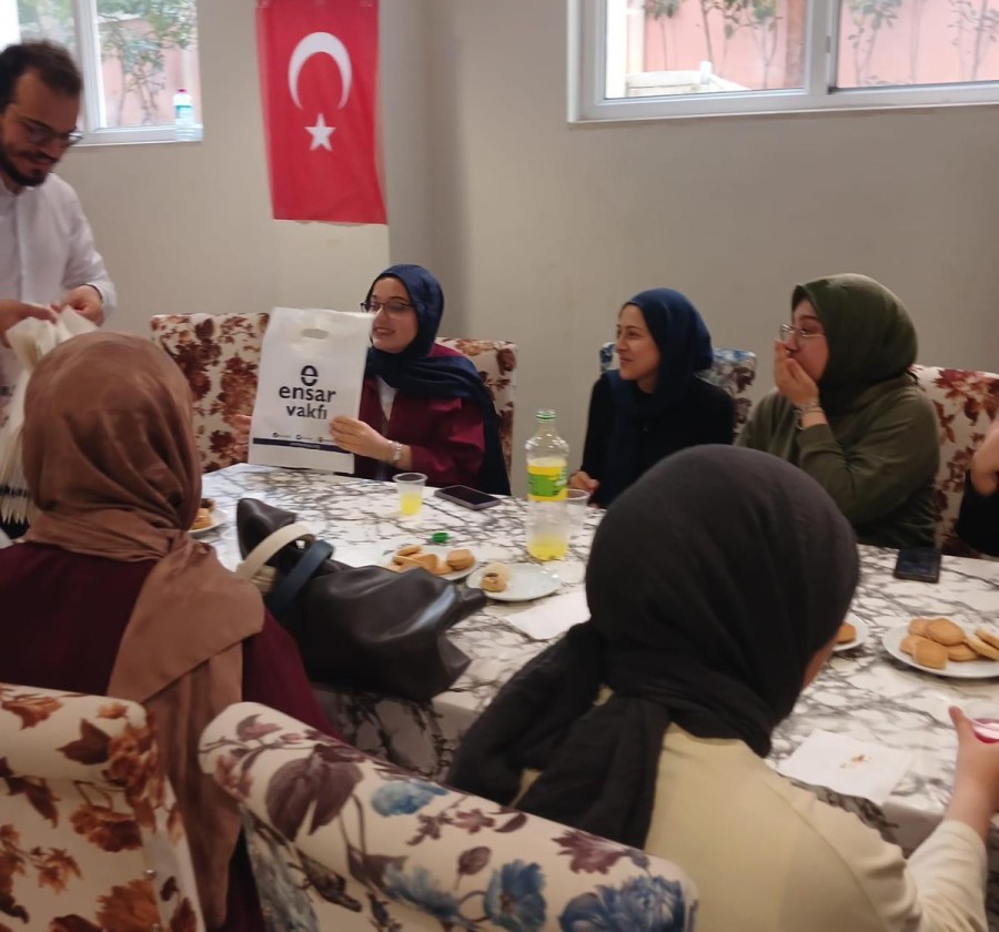 Maltepe'de Kitap Dostları Bir Araya Geldi