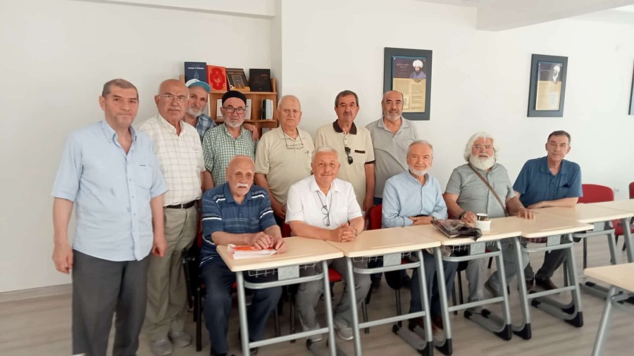 Ensar Vakfı Eskişehir Şubesi'nde Tefsir Sohbetleri Sezonu Tamamlandı