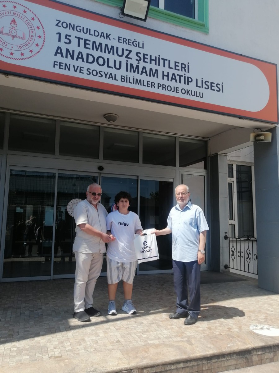 Ereğli'de Dereceye Gren Öğrencilere Hediyeleri Verildi