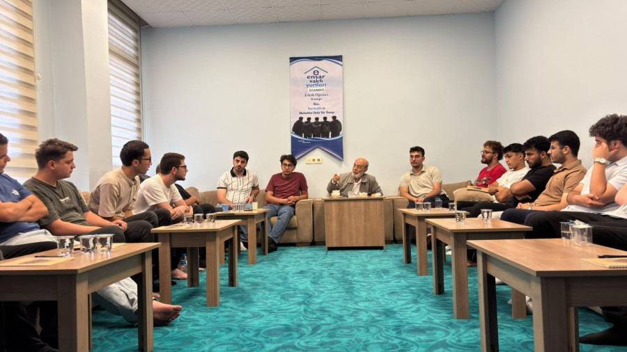 Hayatı Şekillendiren Değerler Neler? Kerim Aytekin Hocamız Gençlerle Paylaştı