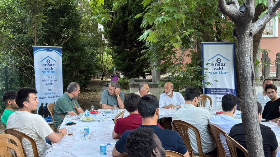 Ensar Vakfı Öğrenci Kampı Samimi Sohbetle Finale Erdi