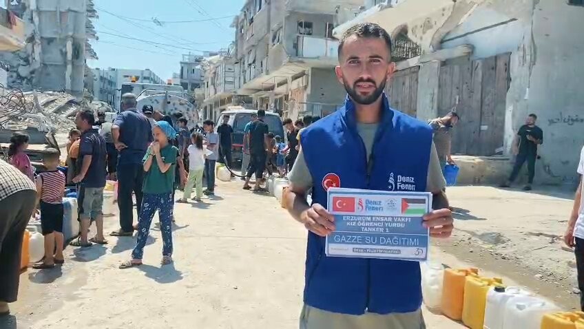 Erzurumlu Kız Öğrencilerden Gazze'ye Kardeşlik Eli