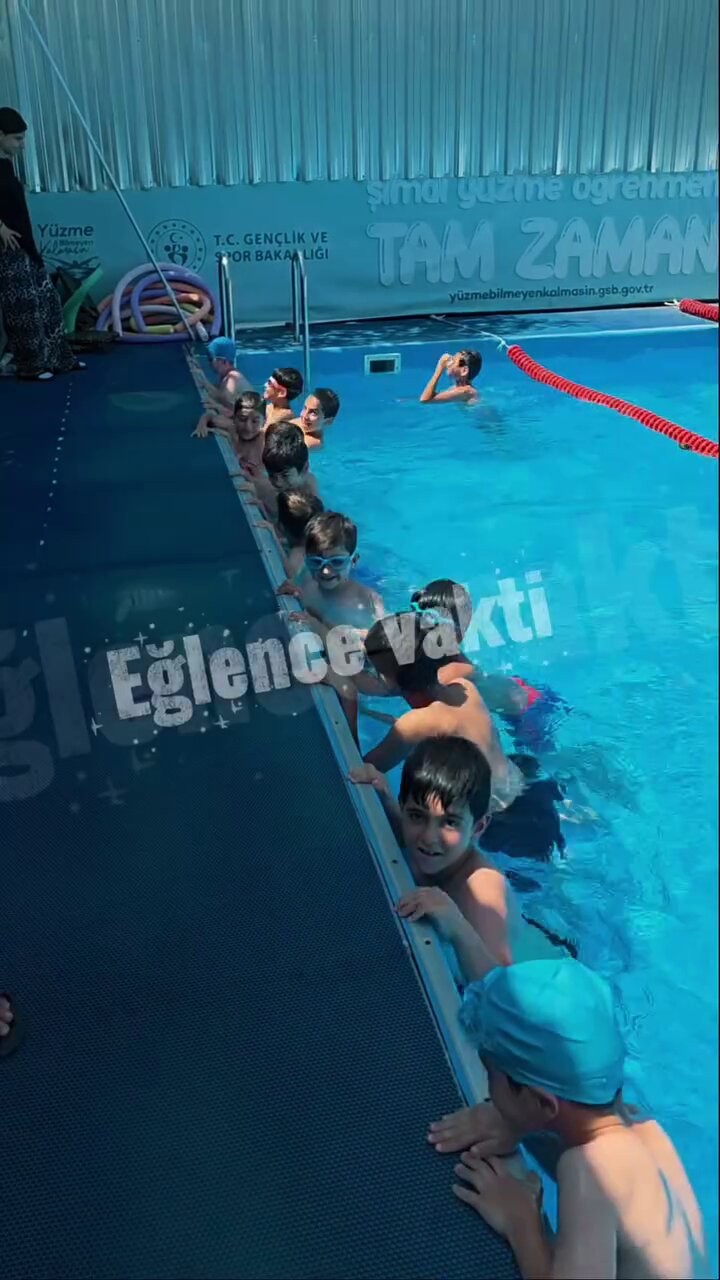 Beylikdüzü Yaz Okulu'nda Havuz Etkinliği Çocuklara Unutulmaz Bir Gün Yaşattı