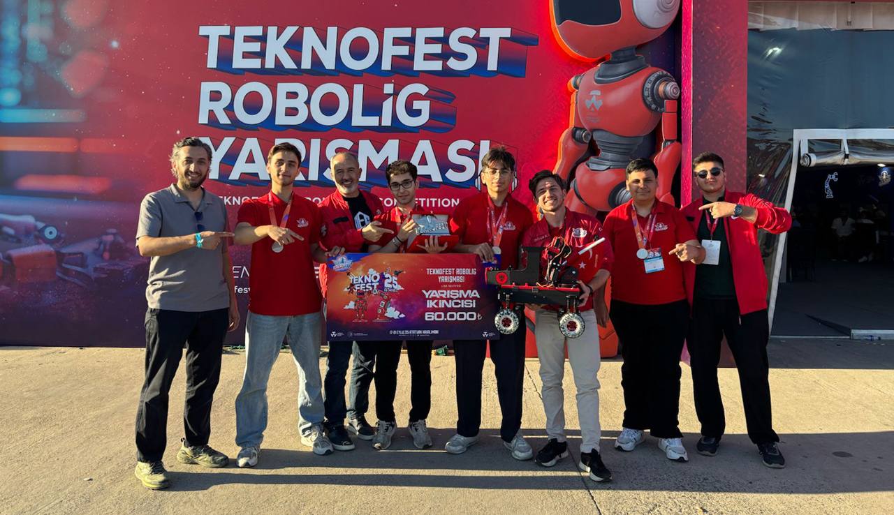 Saraç Robotik ENTEK desteğiyle TEKNOFEST'te Başarıya Koştu